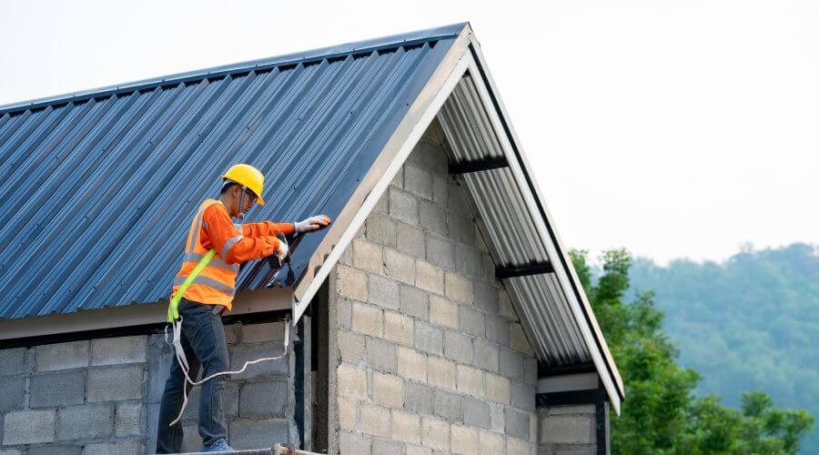 Professional Flat Roofing Installation in Basin, WY
